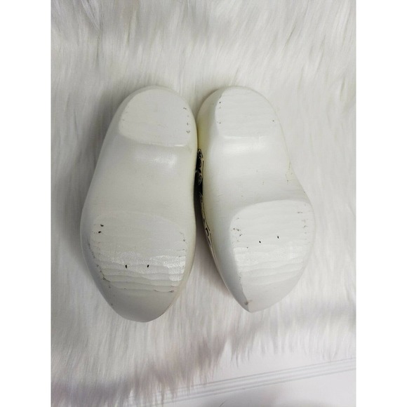 VTG JUNORA Hand Carved Wooden Dutch Clogs 13 cm - Picture 3 of 7